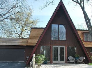 5300 N Creasy Springs Rd #R, Columbia, MO 65202