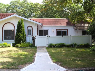 51 Blue Ridge Drive, Medford, NY, 11763