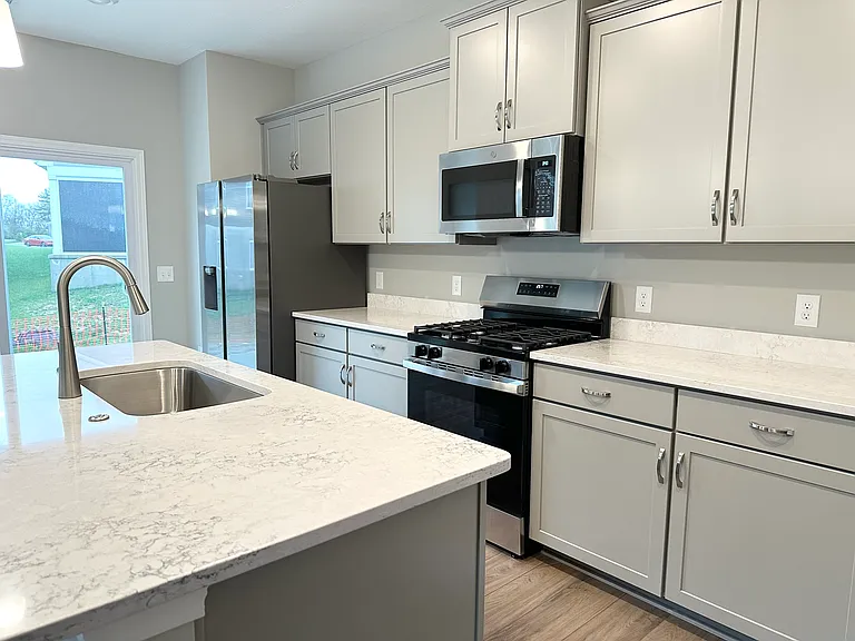 5012 Pebble Ct #5012 — Photo 6