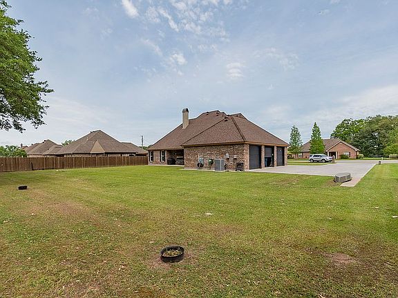 5th image of 116 Sanro Dr