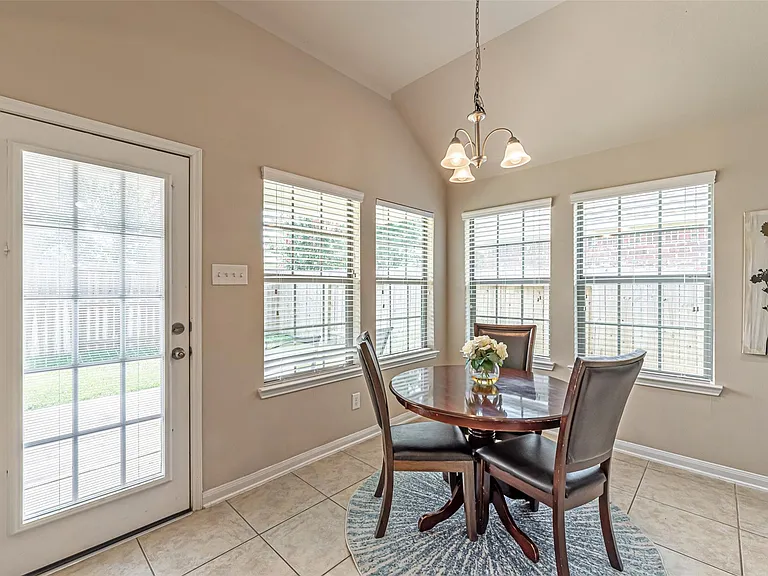 119 Emerald Loch Ln — Photo 19