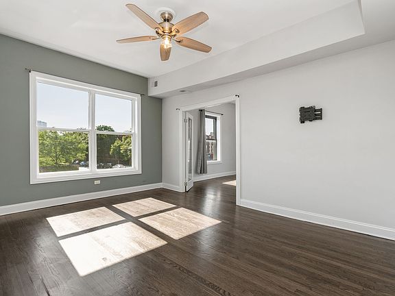 3rd image of 3803 N Clark St Floor 2
