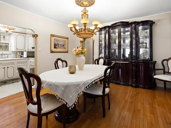 562 84th Street image 8 of 23