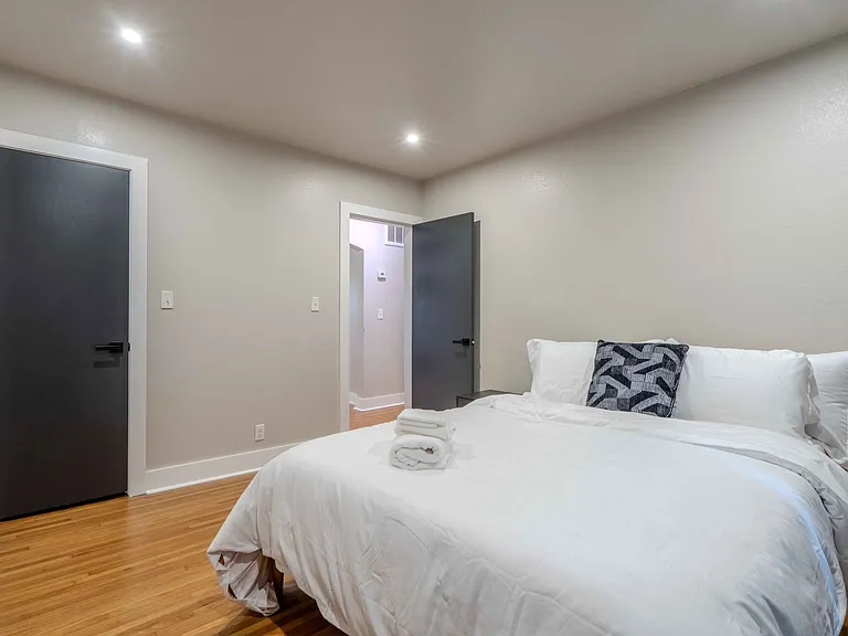 4103 S Madison Pl — Photo 26