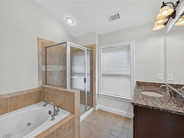 3526 Pecos Ln — Photo 15