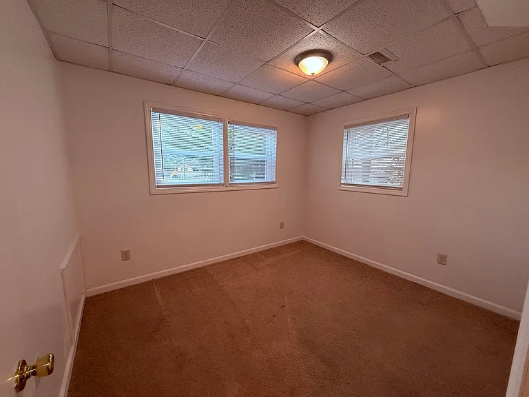 120 Flagg Ct — Photo 4