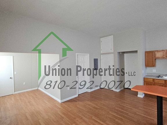 2nd image of 412 Grand River Ave #11419102