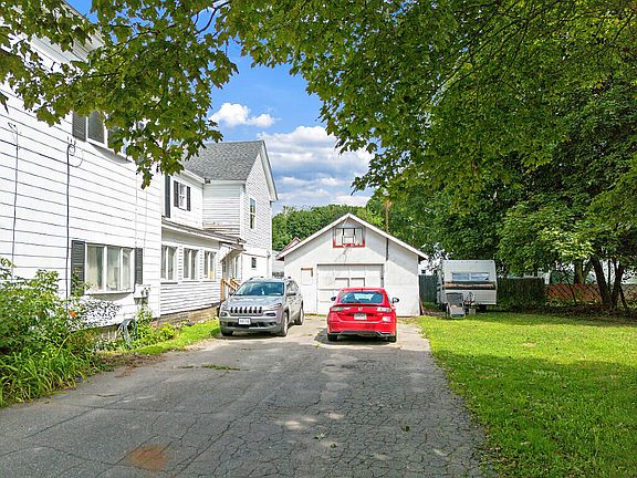 3rd image of 31 High Street