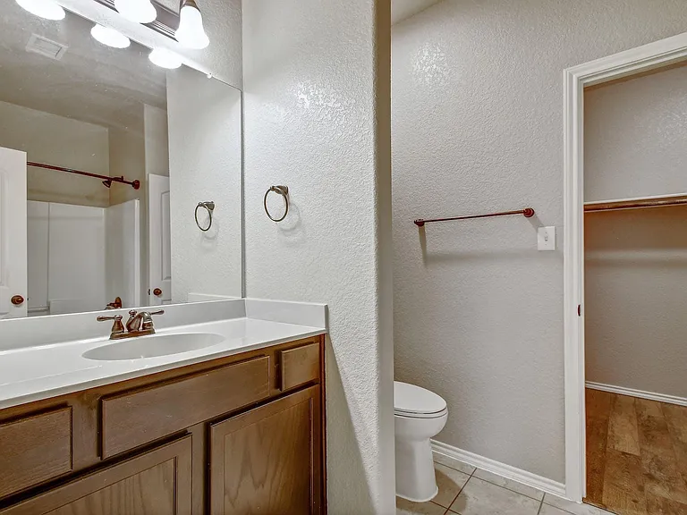 577 Creekside Cir — Photo 20