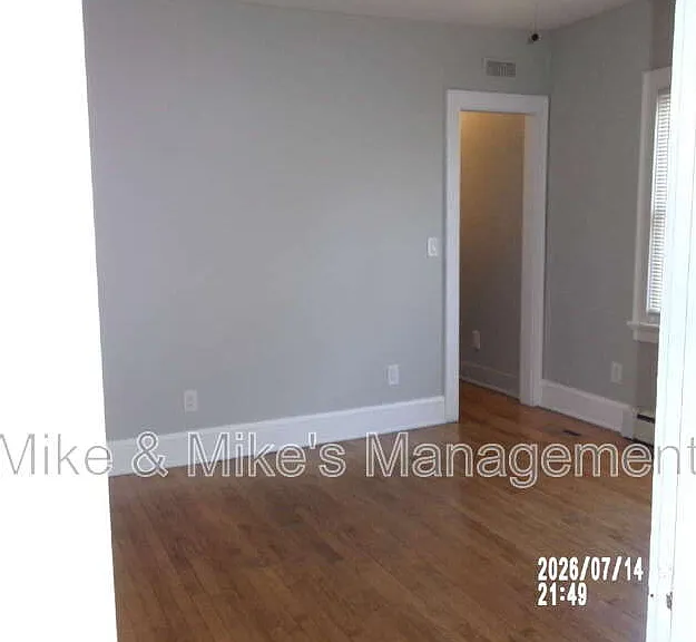 6424 W Chambers St — Photo 12