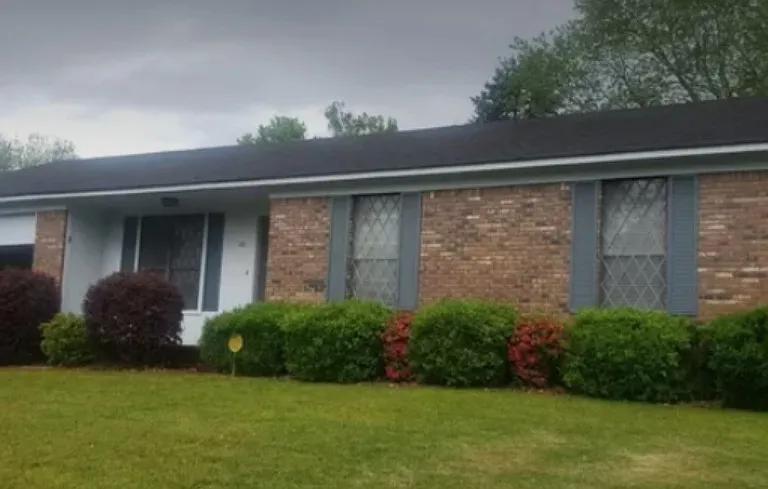 55 Norvel Dr — Photo 2