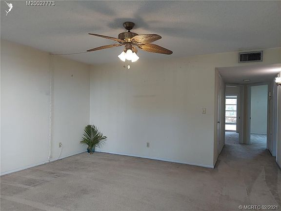 4th image of 1225 NW 21st St #5-506