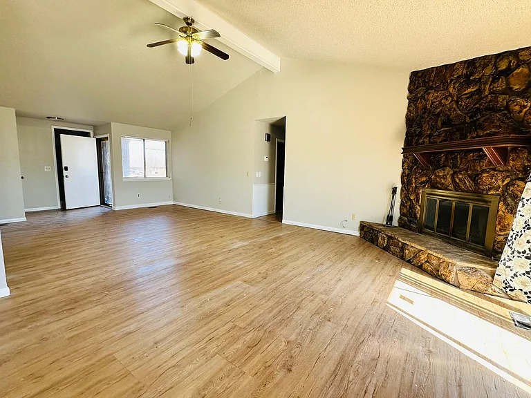 5600 NW 67th St — Photo 30