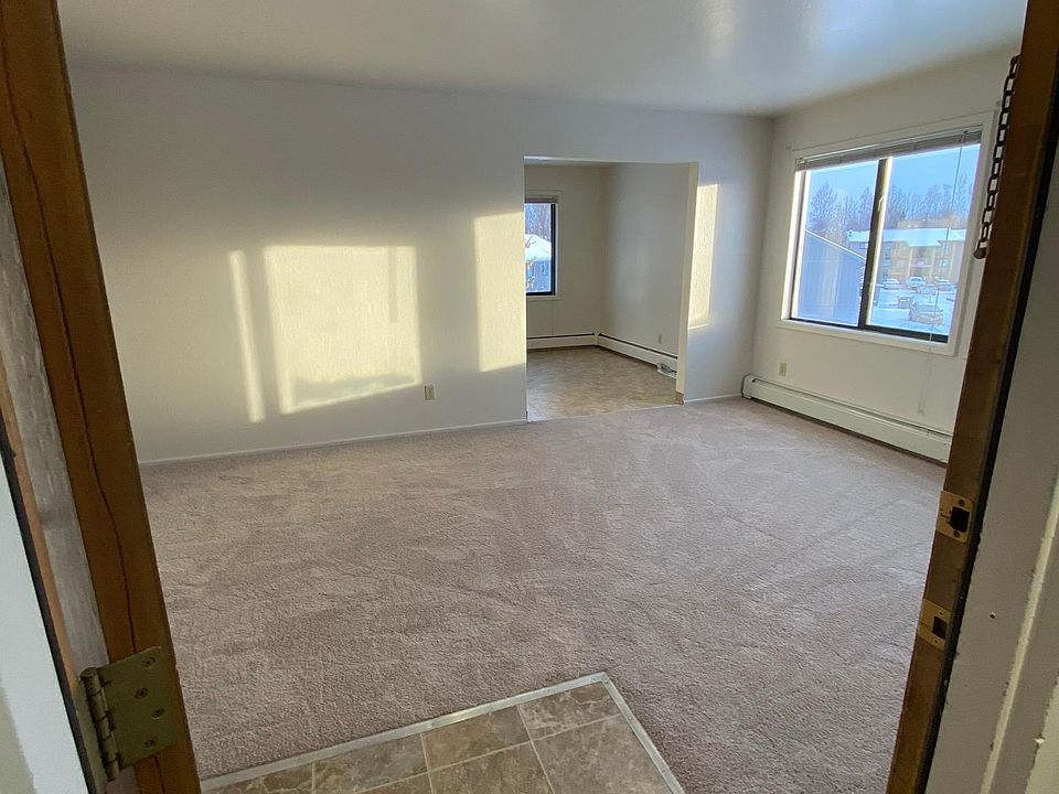 Jewel Lake Villa 8980 Blackberry St Anchorage AK Zillow