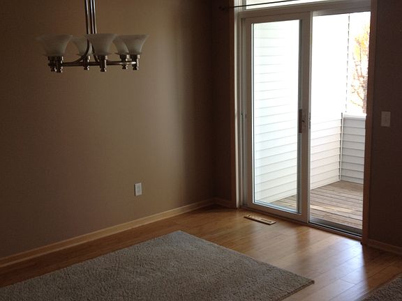 4th image of 6833 Meadow Grass Ln S