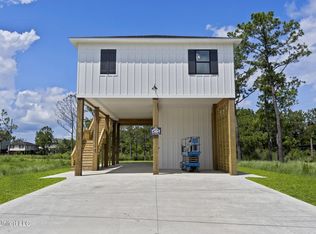 4114 11th Ave, Bay Saint Louis, MS 39520