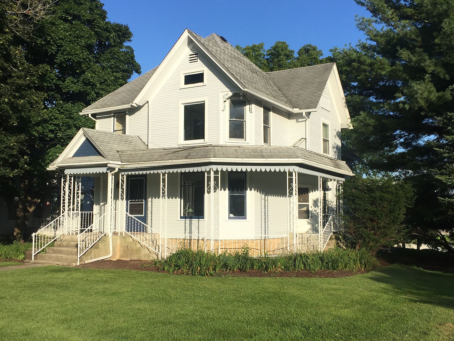 921 E Lincoln Ave, Belvidere, IL 61008 Zillow