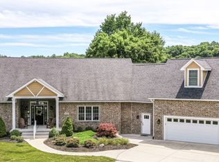 9284 N Stanley Dr, Mooresville, IN 46158