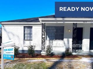 686 Westview Ln, Memphis, TN 38109