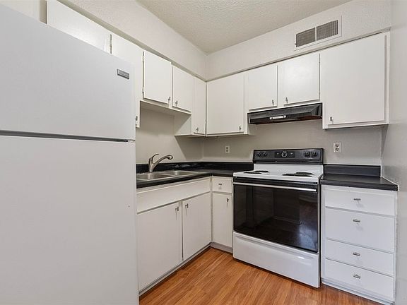 4th image of 1512 21st Avenue Pl