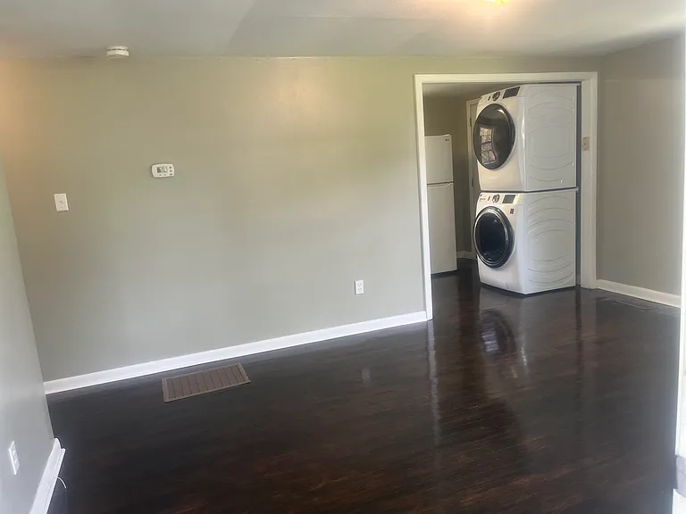 179 Smith Ln — Photo 12