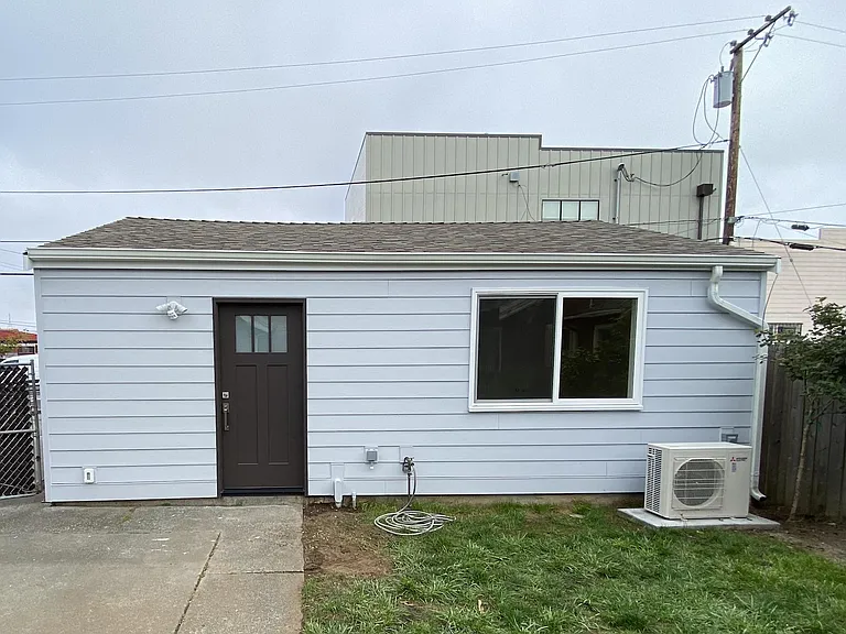 28211 1/2 E St — Photo 1