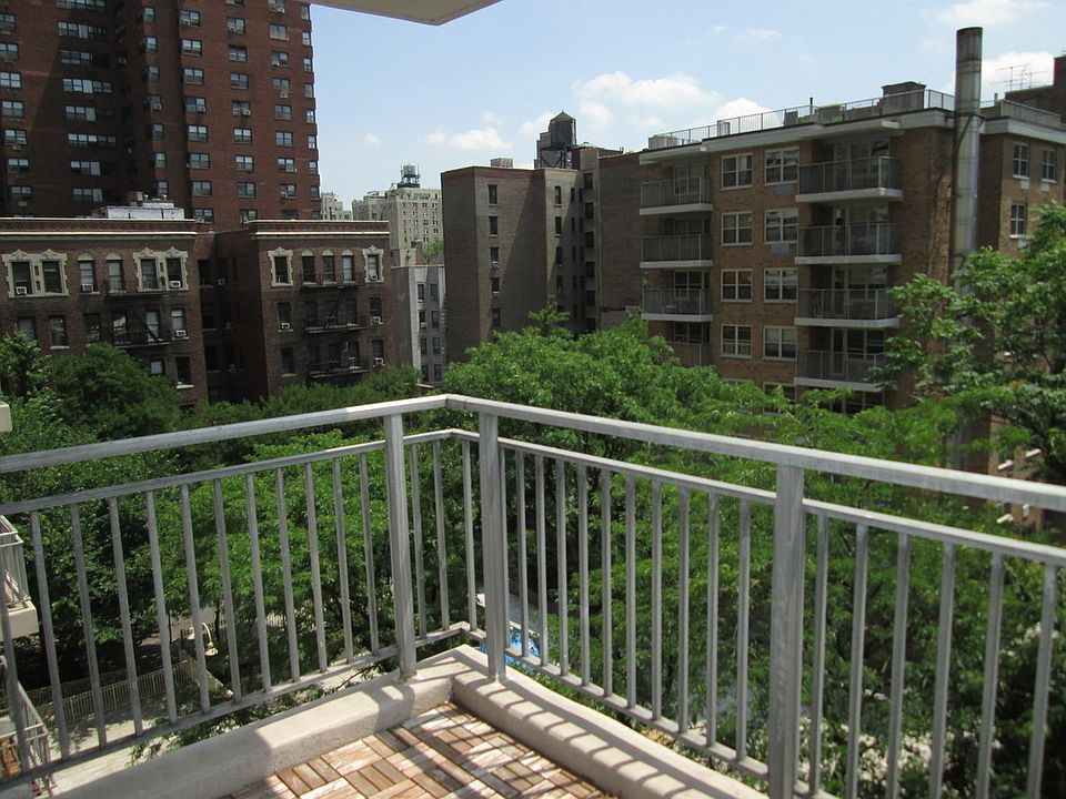 1st image of 70 W 93rd St APT 6E
