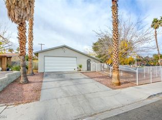 2900 Matterhorn Way, Las Vegas, NV 89102
