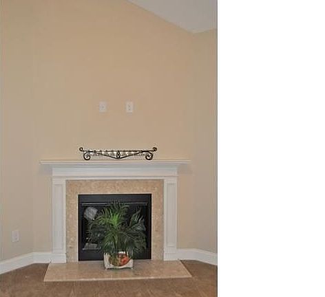 4th image of 4501 Alice Dr