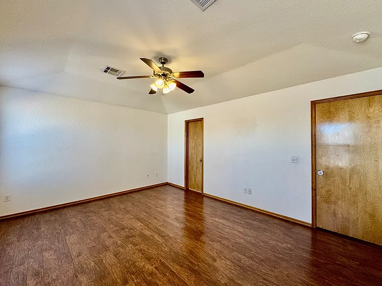 8221 Greer Way — Photo 18