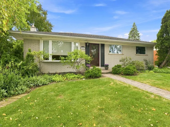 29503 Dover Ave, Warren, MI 48088