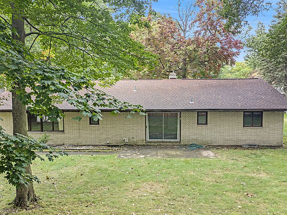 5th image of 3155 Boltwood Dr
