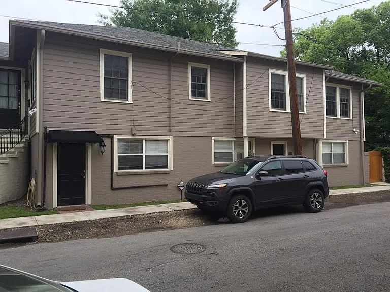 2401 Nashville Ave — Photo 2