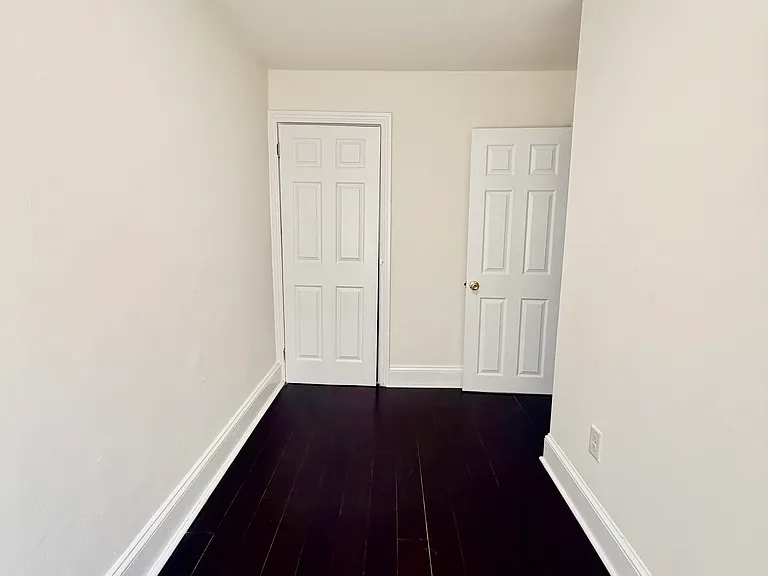 1844 Hart Ln — Photo 8