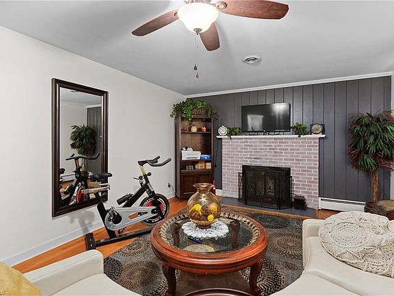 2nd image of 3836 Old Lexington Rd