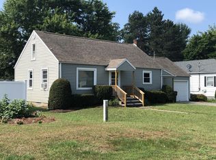 221 Thayer St, Chesaning, MI 48616