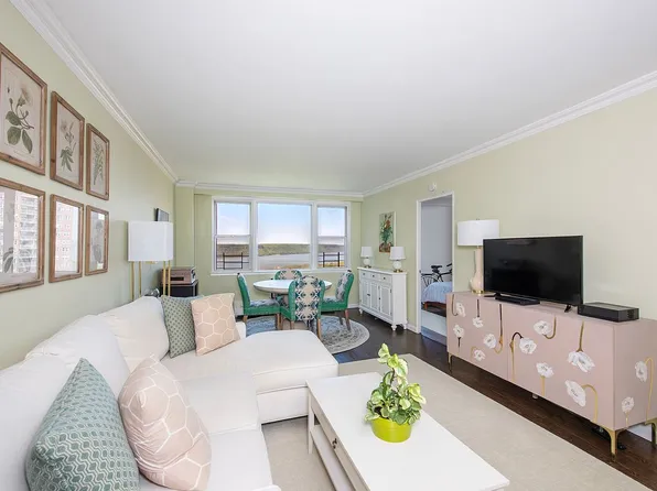 5700 Arlington Ave APT 19X, Bronx, NY 10471