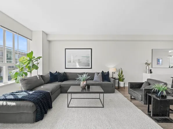 5551 Admiral Way #14, Delta, BC V4K 0C9