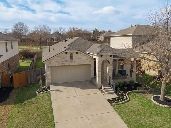 2nd image of 1109 Sunny Meadows Loop