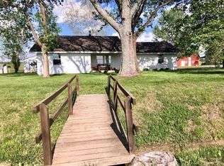 1798 Morris Rd, Mountain Grove, MO 65711