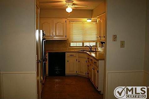 5th image of 2104 Northmoor Dr