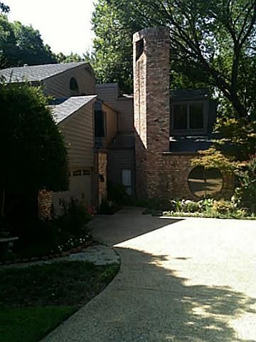 1st image of 2932 N Saint Andrews Dr
