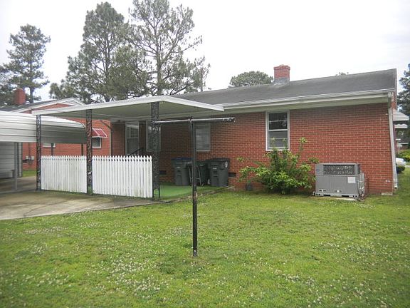 2nd image of 320 Clayton St