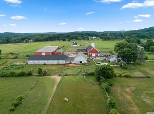 89 S Hampton Rd, Amesbury, MA 01913