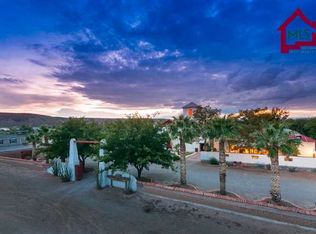 105 N Serna Street, Hatch, NM 87937