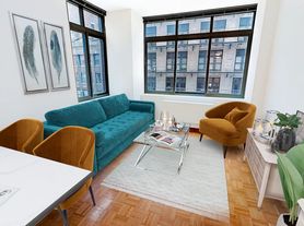 100 W 26th St