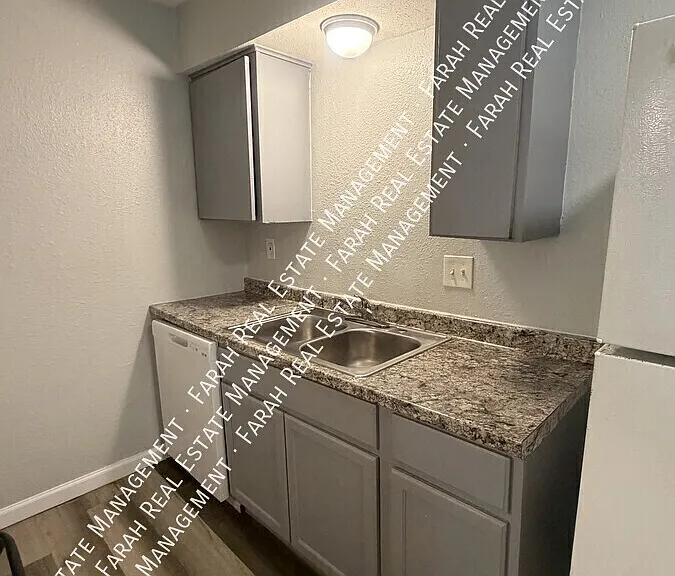 6016 Westridge Ln #405 — Photo 10