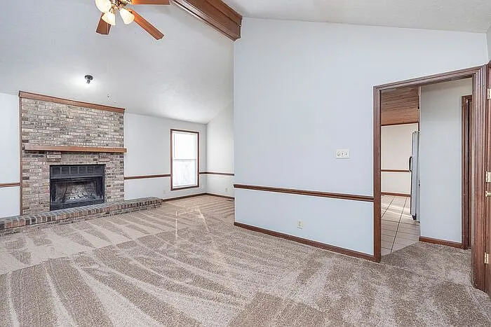 3 bed, 2.0 bath, 1235 sqft, $1,699 — Photo 4
