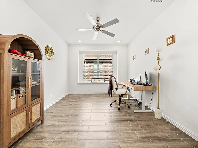 147 Starfall Dr — Photo 12