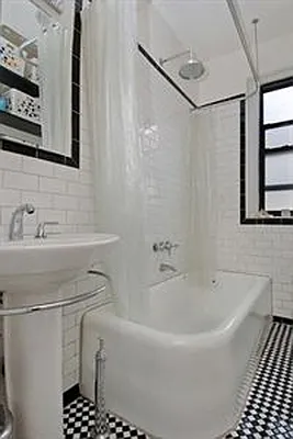 Sold by Douglas Elliman | media 21